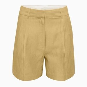 The Effortless Shorts White & Tan
